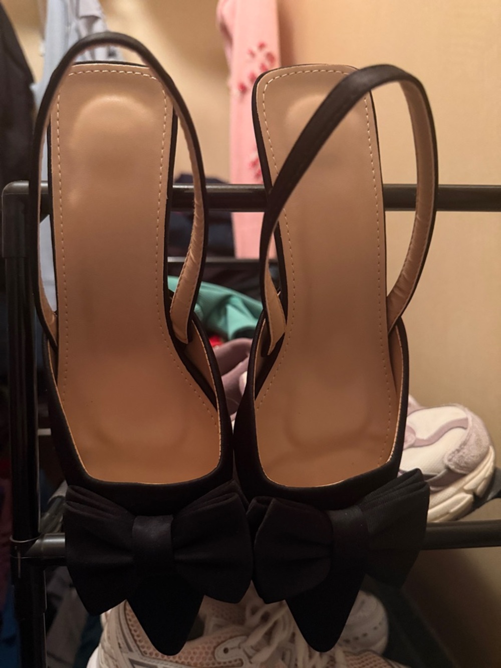 Women’s Black Slingback Bow Pumps